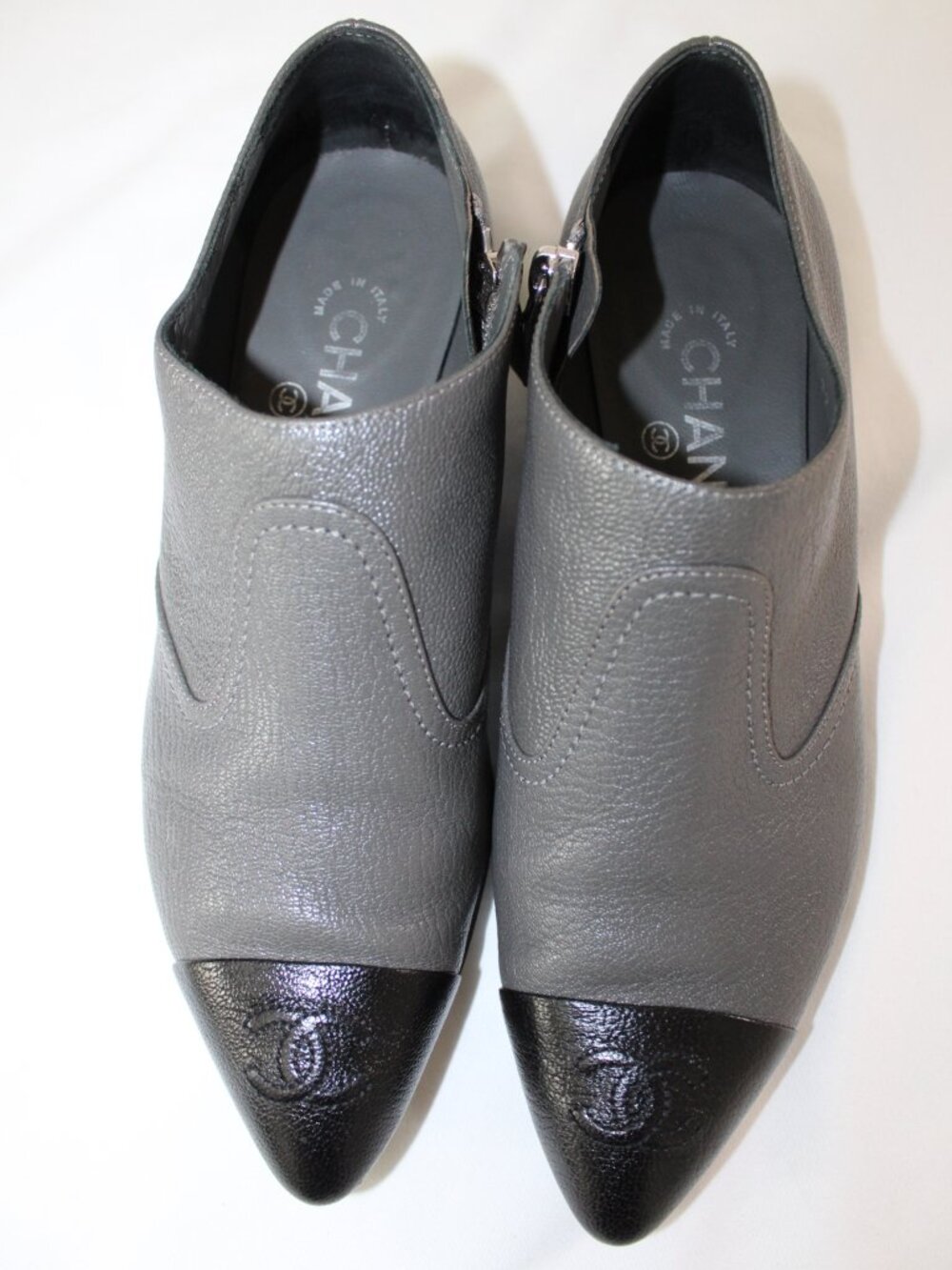 Chanel CC Cap Toe Gray Black Short Booties Loafers Side Zip Leather 38 - Picture 1 of 7